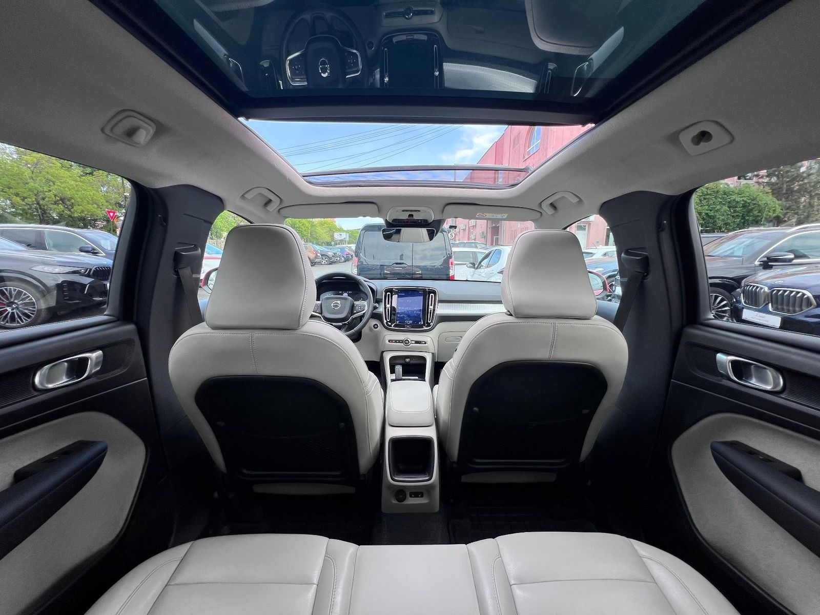 Volvo XC40 T5 Twin Engine 4WD - foto 4