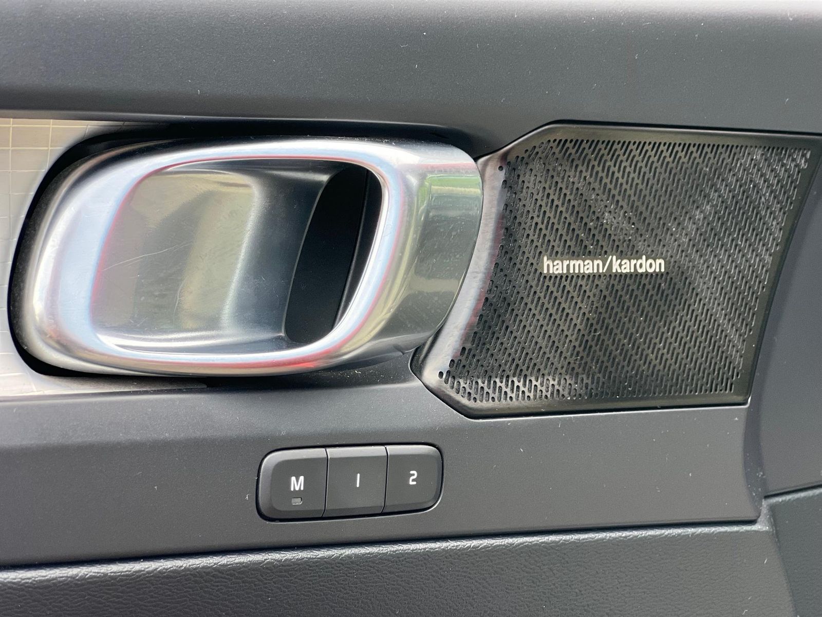 Volvo XC40 T5 Twin Engine 4WD - foto 11