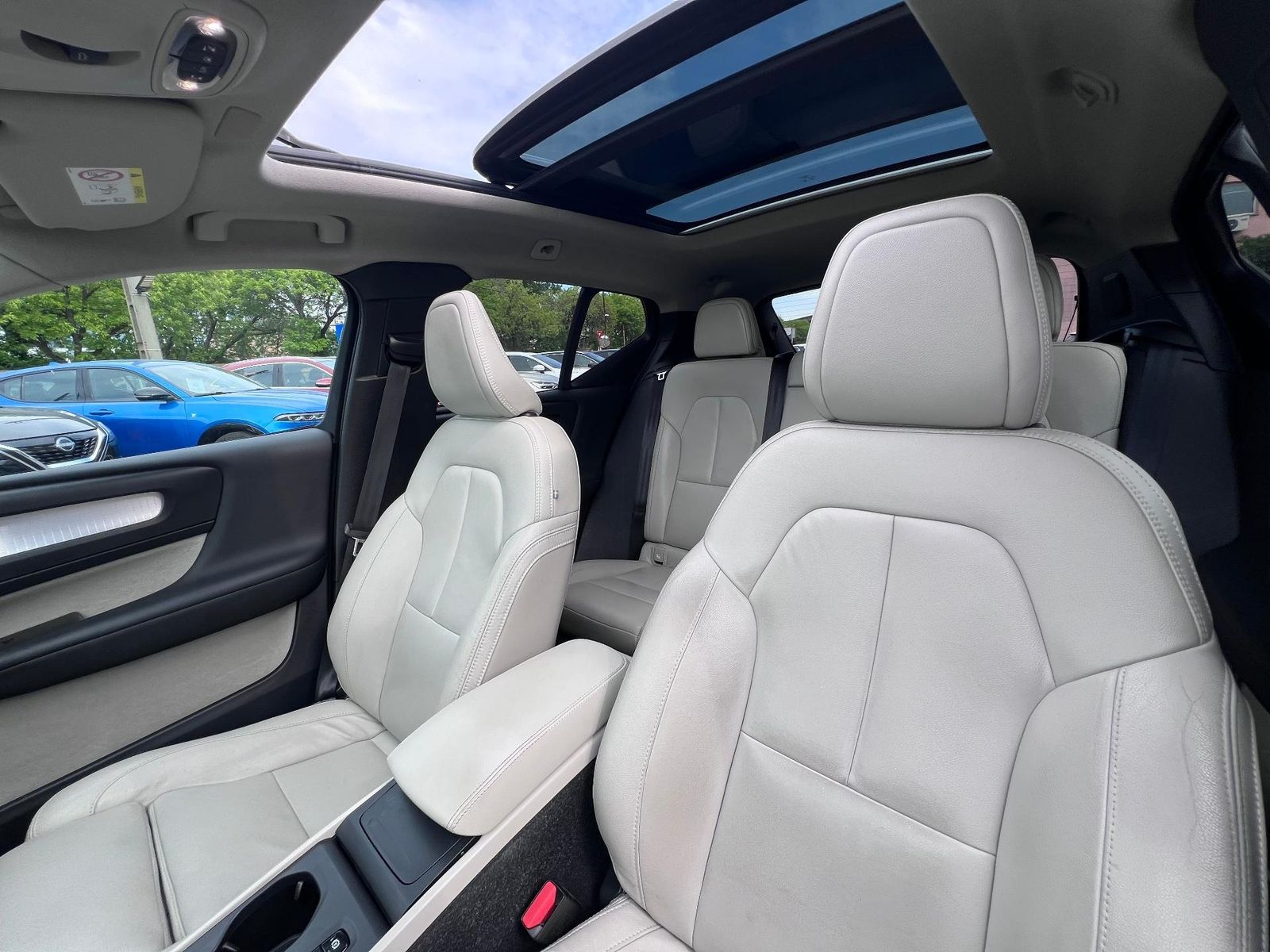 Volvo XC40 T5 Twin Engine 4WD - foto 17