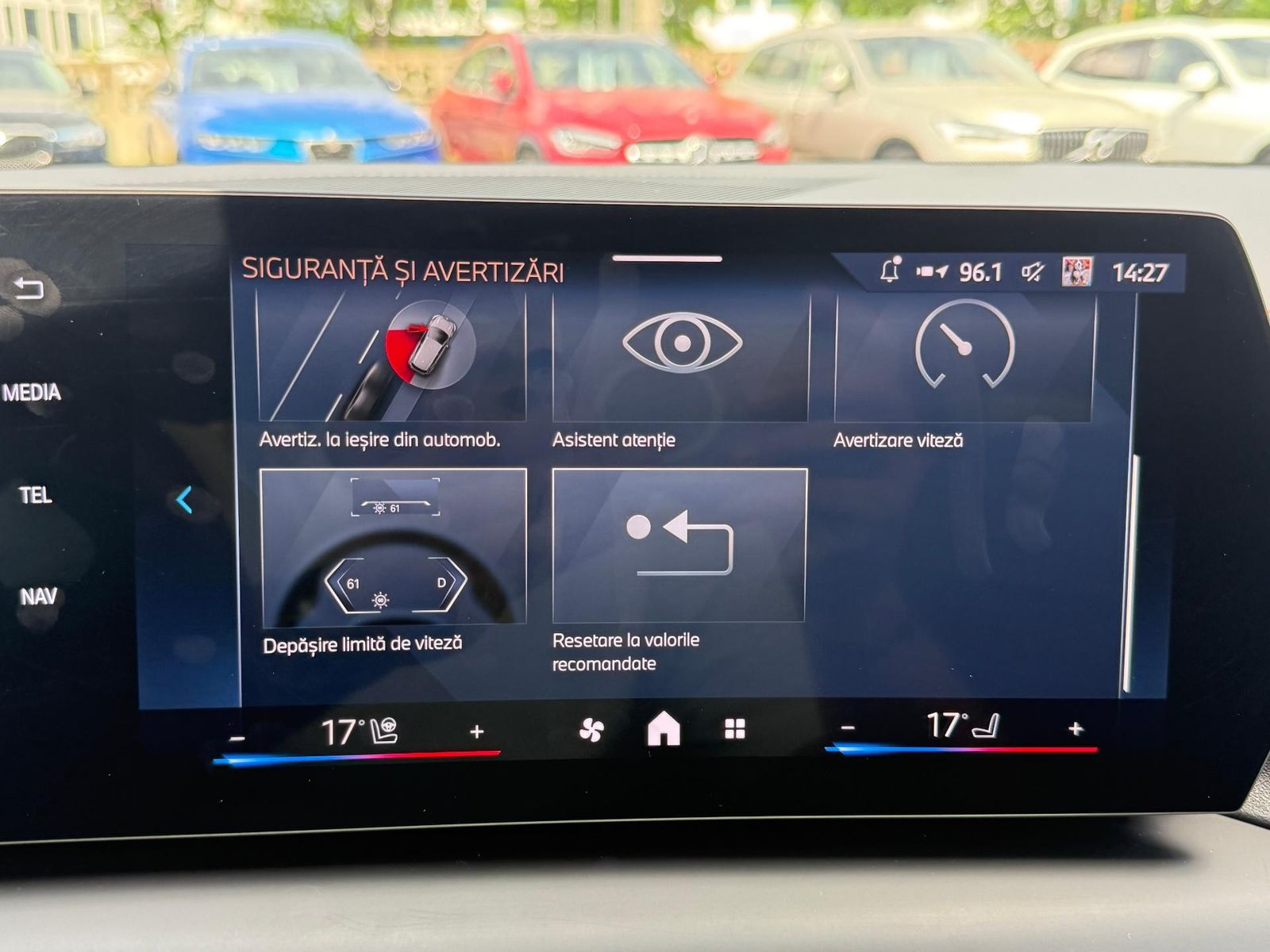 BMW Seria 1 2025 120d automat Pachet M - foto 11