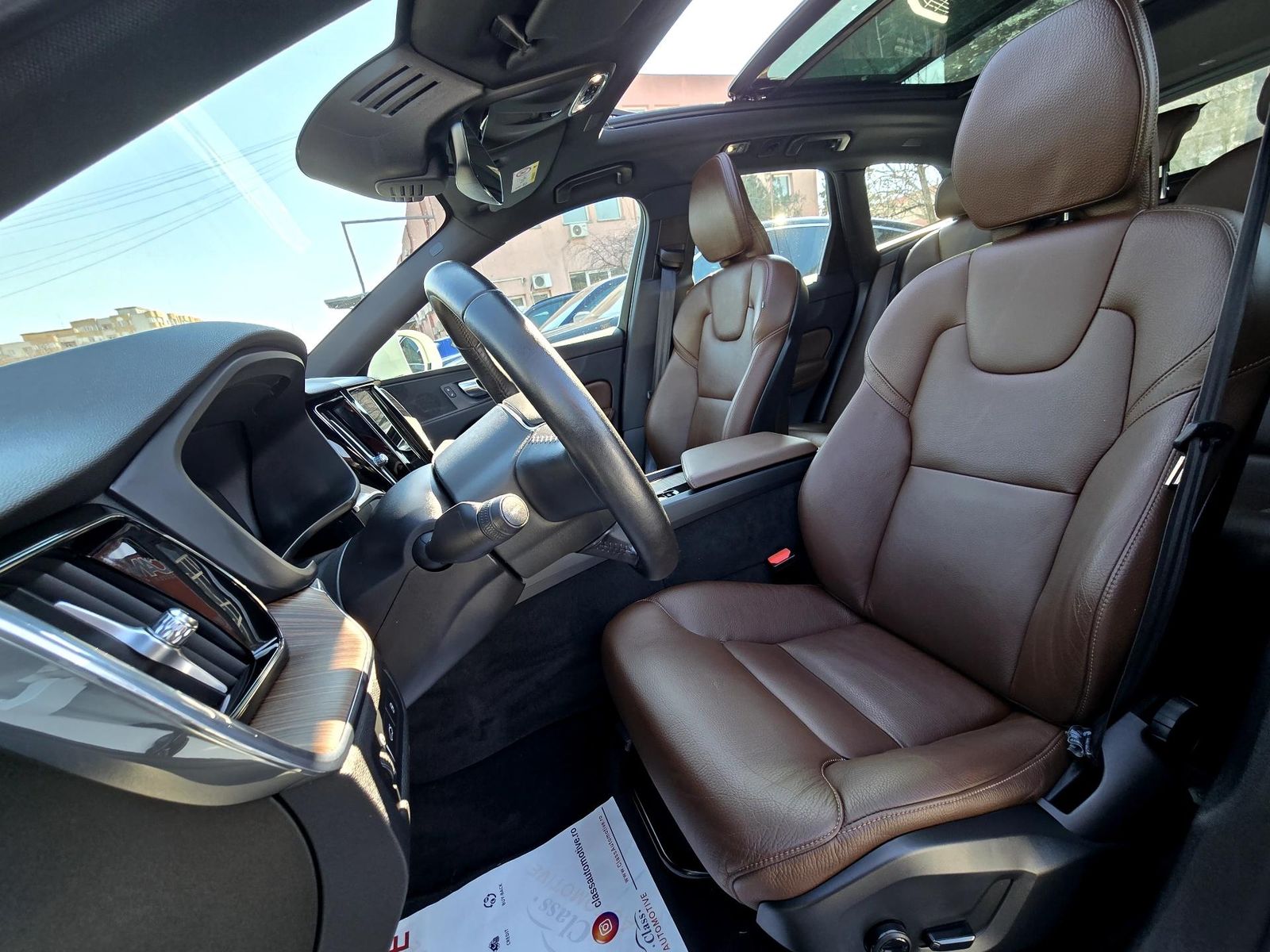 Volvo XC60 RECHARGE - INSCRIPTION T6 Hybrid AWD - Primul proprietar - foto 7