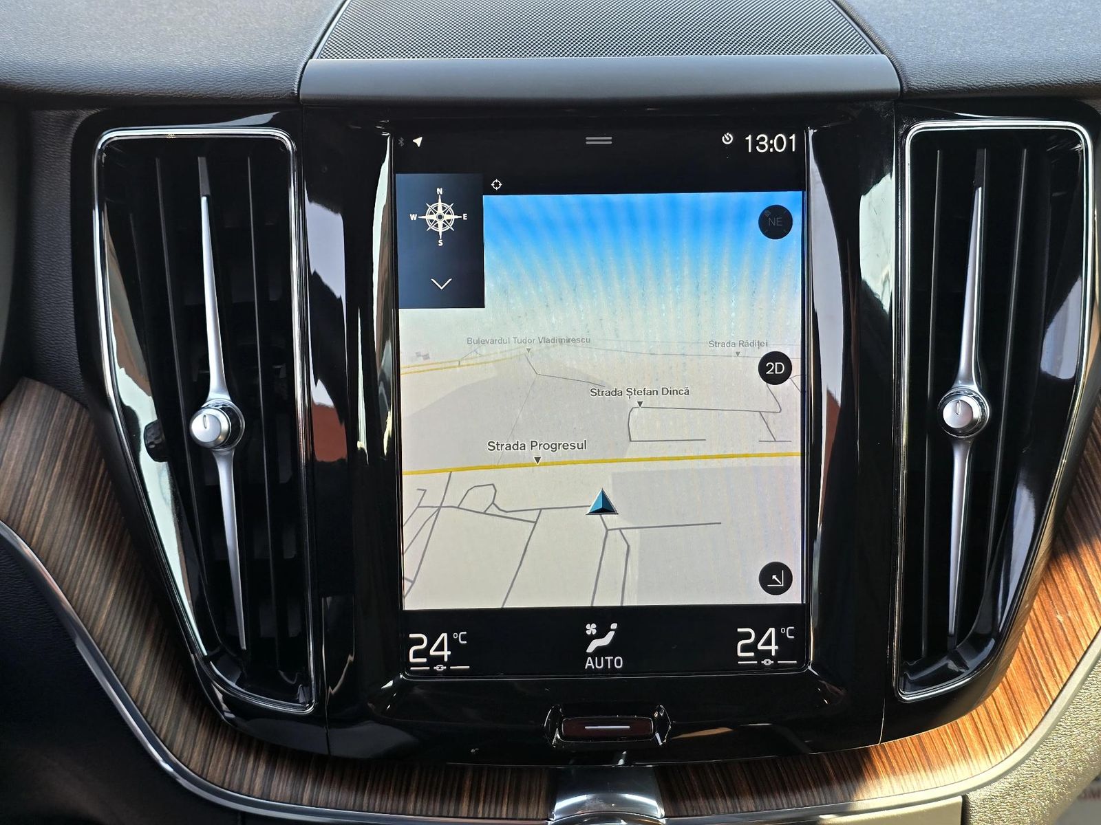 Volvo XC60 RECHARGE - INSCRIPTION T6 Hybrid AWD - Primul proprietar - foto 21